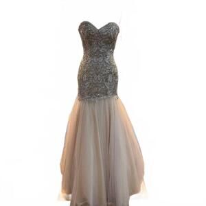NEW TIFFANY EXCLUSIVES women's prom dress in champagne ivory